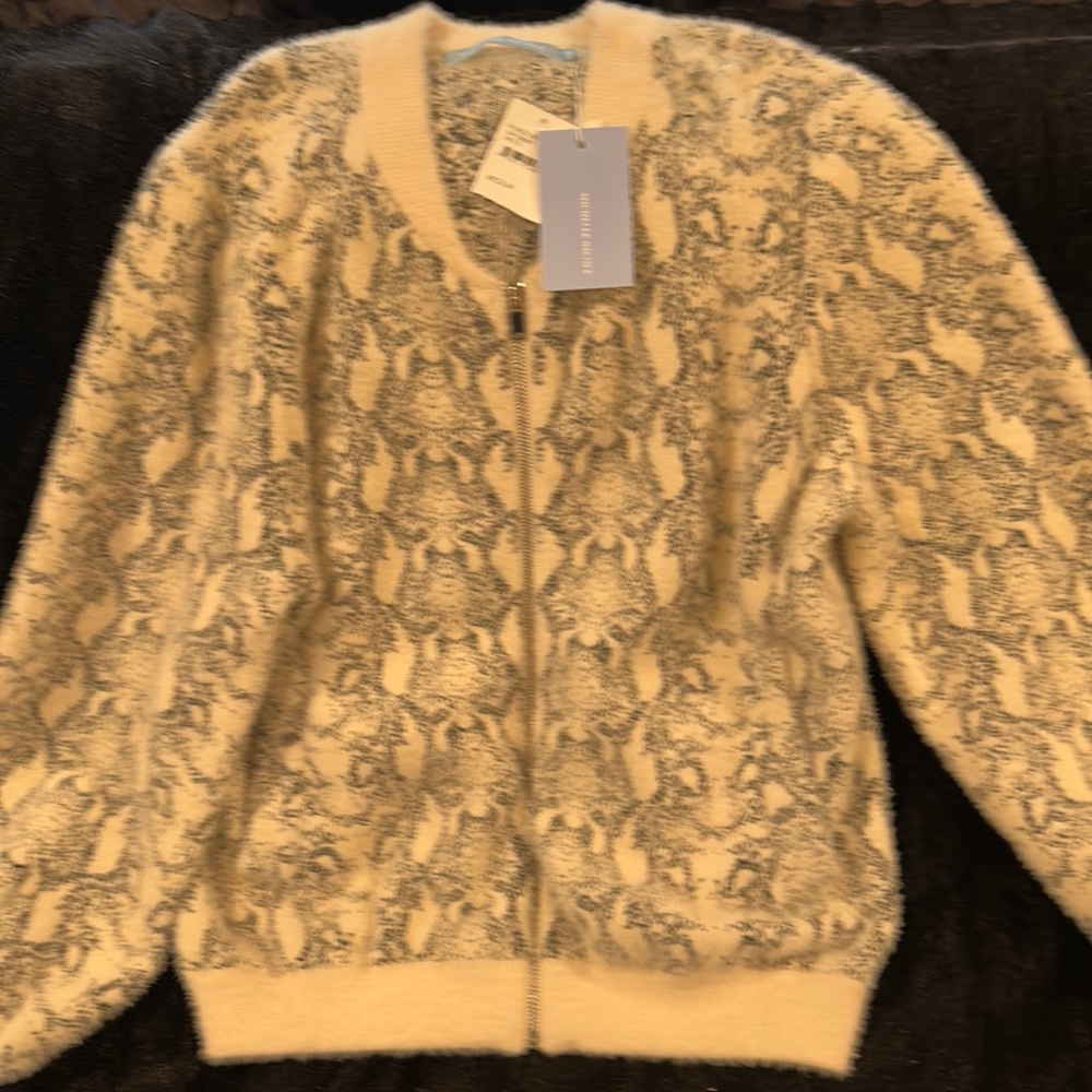 Michelle Nicole sweater nwt